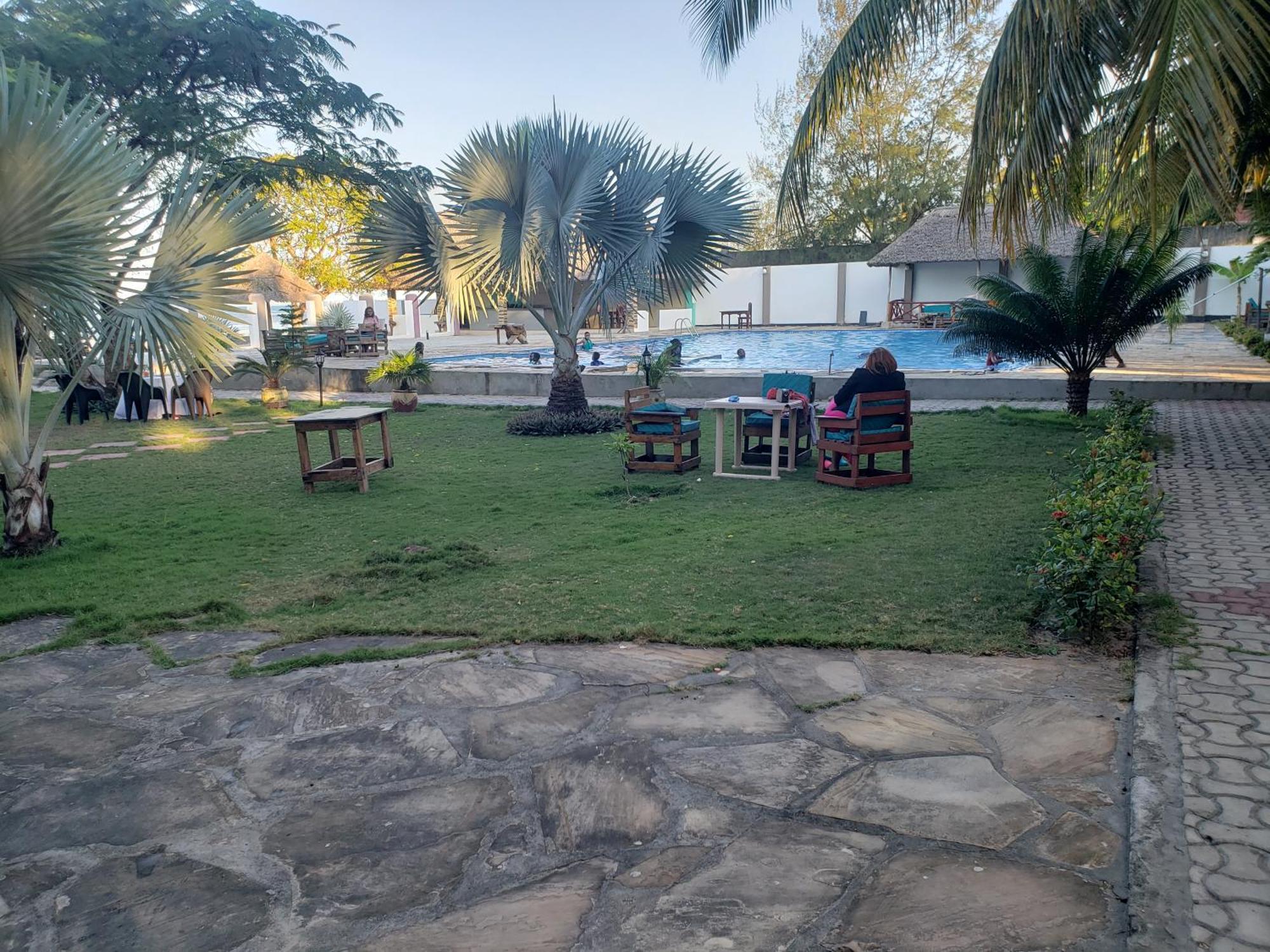 Kwa Mama Village Beach Resort Dar es Salaam Exterior foto
