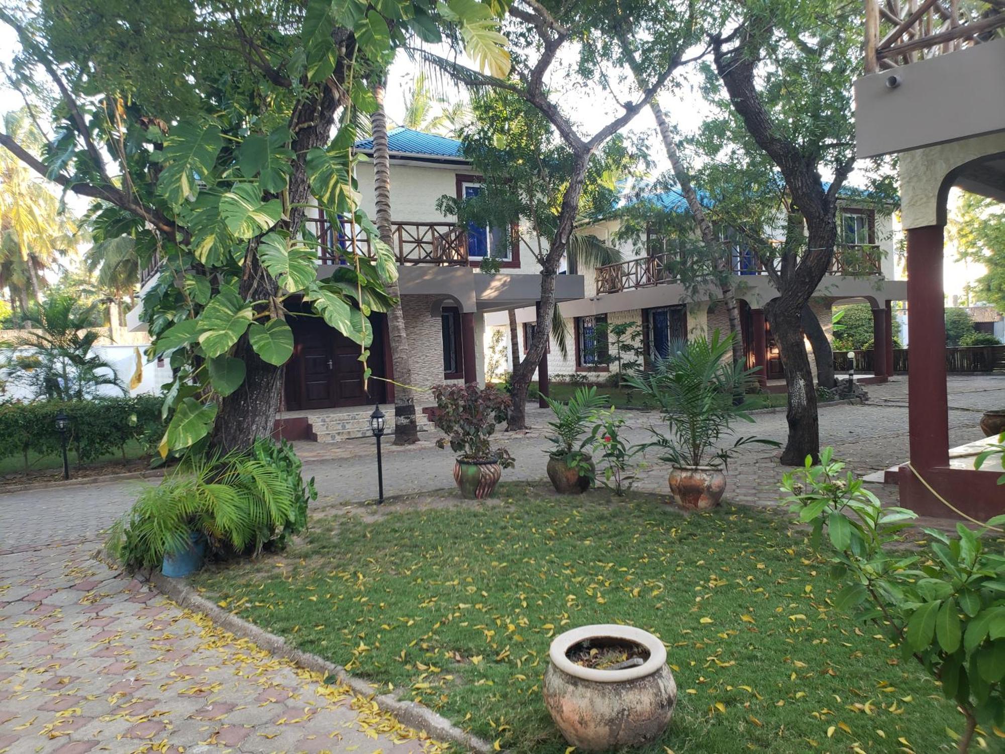 Kwa Mama Village Beach Resort Dar es Salaam Exterior foto