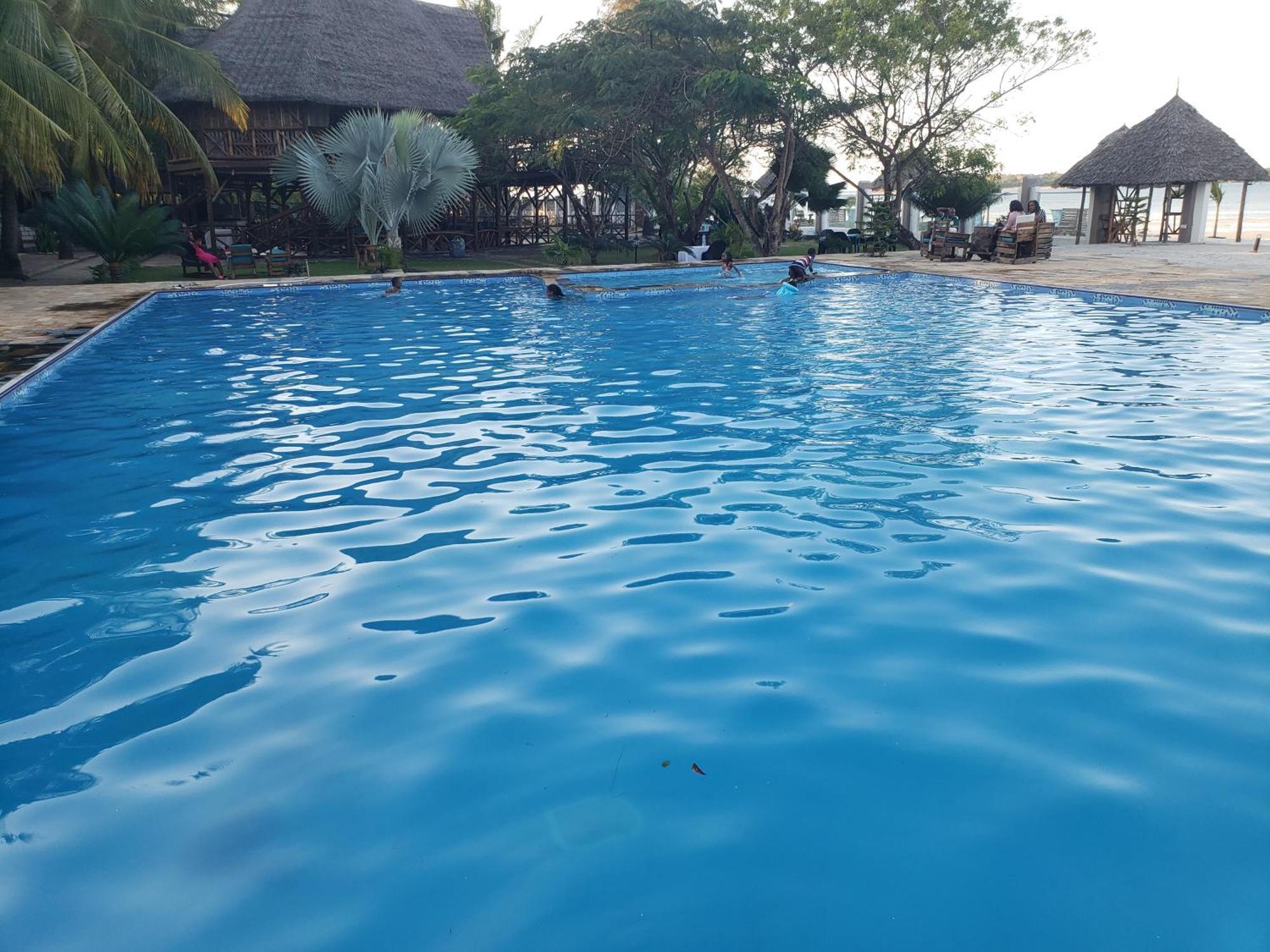 Kwa Mama Village Beach Resort Dar es Salaam Exterior foto